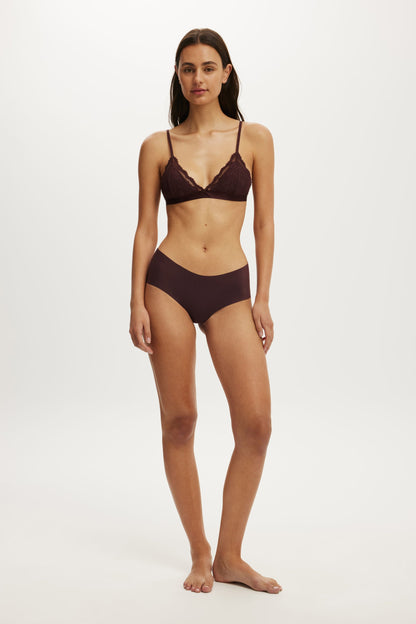 The Invisible Boyleg Brief