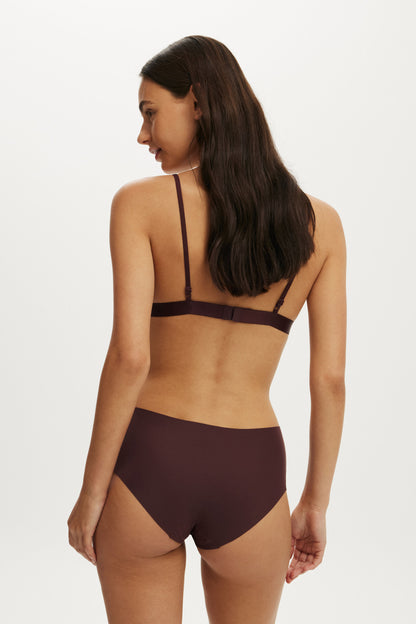 The Invisible Boyleg Brief