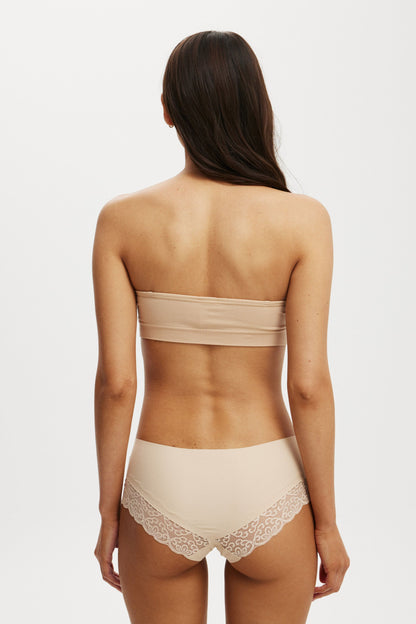 Seamless Sweetheart Padded Bandeau