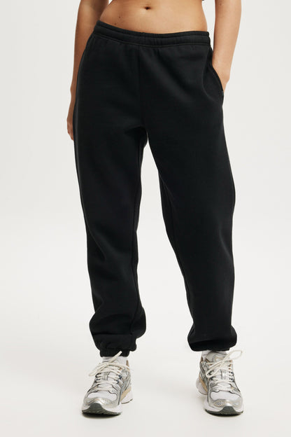 Plush Essential Gym Sweatpant