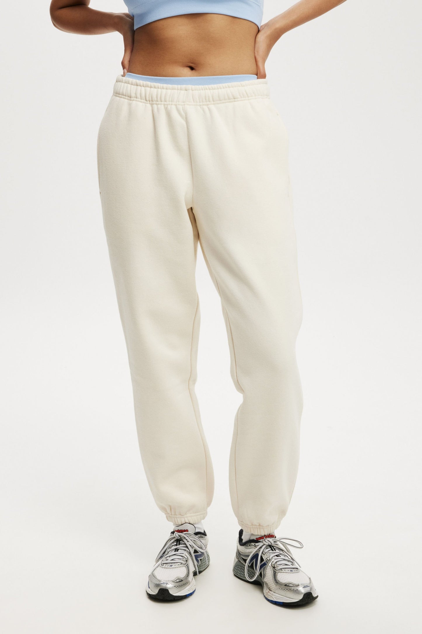 Plush Essential Gym Sweatpant