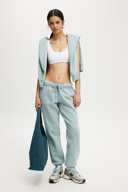 Plush Essential Gym Sweatpant