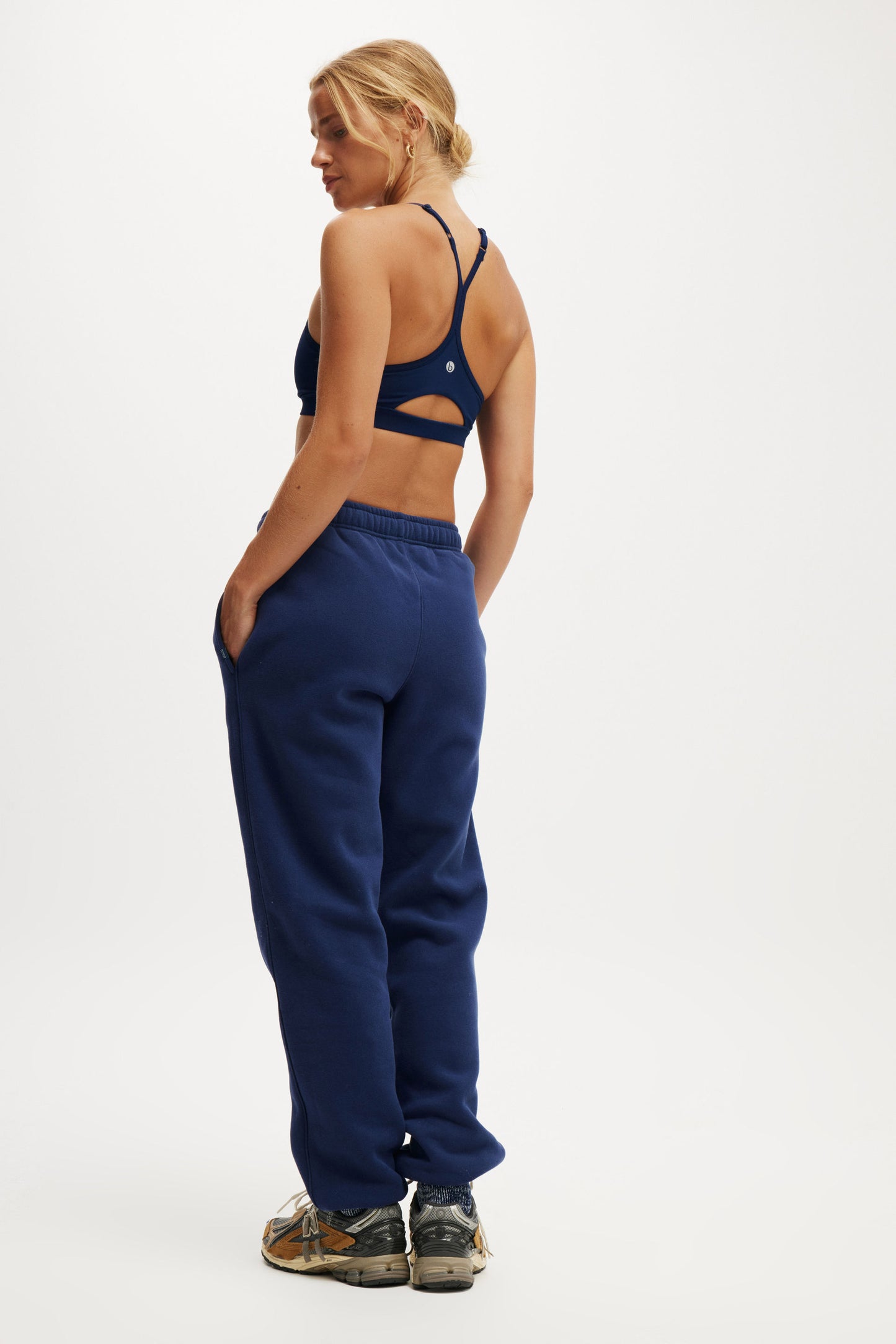 Plush Essential Gym Sweatpant