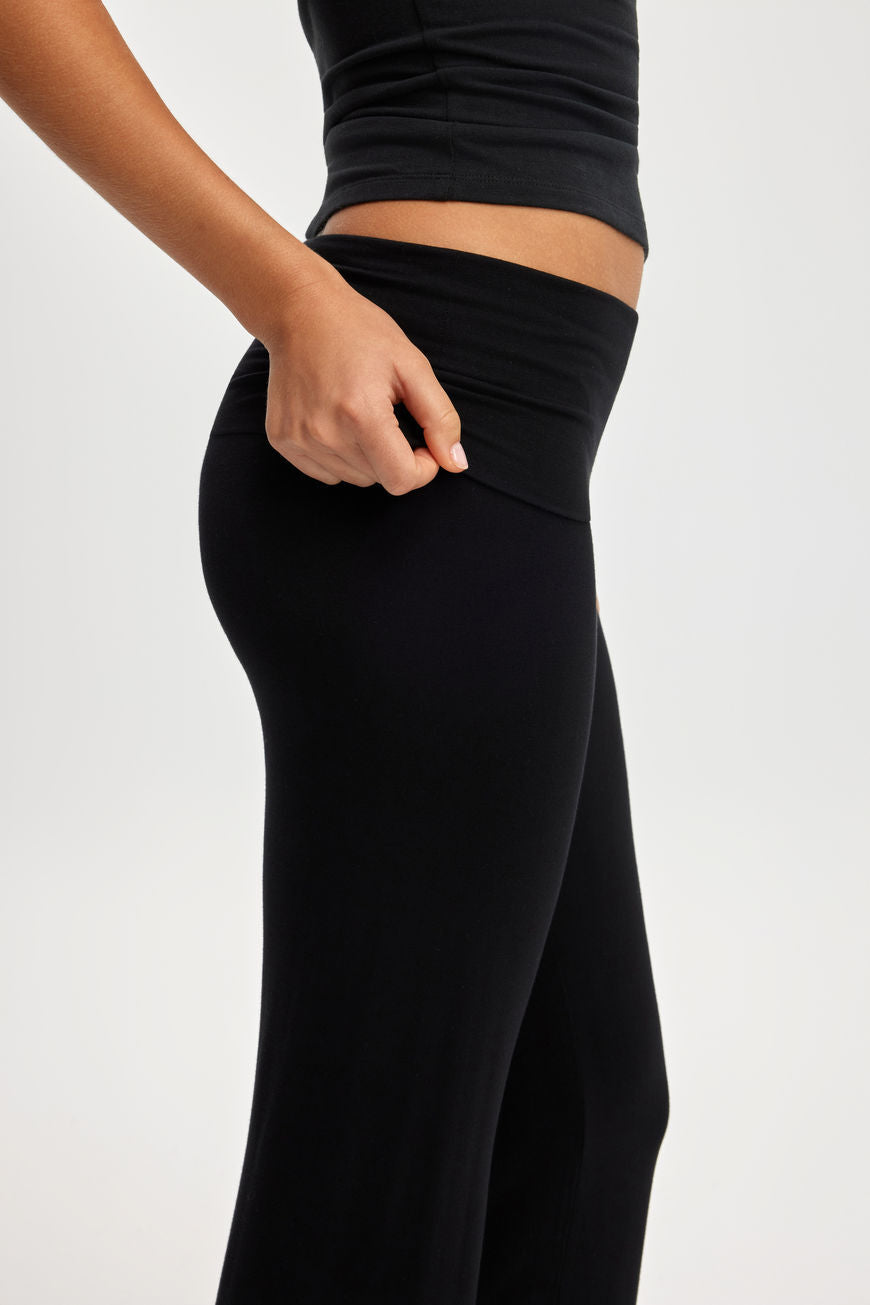 Airy Soft Roll Waist Pant