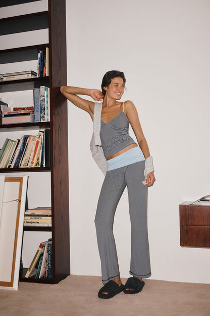 Airy Soft Roll Waist Pant