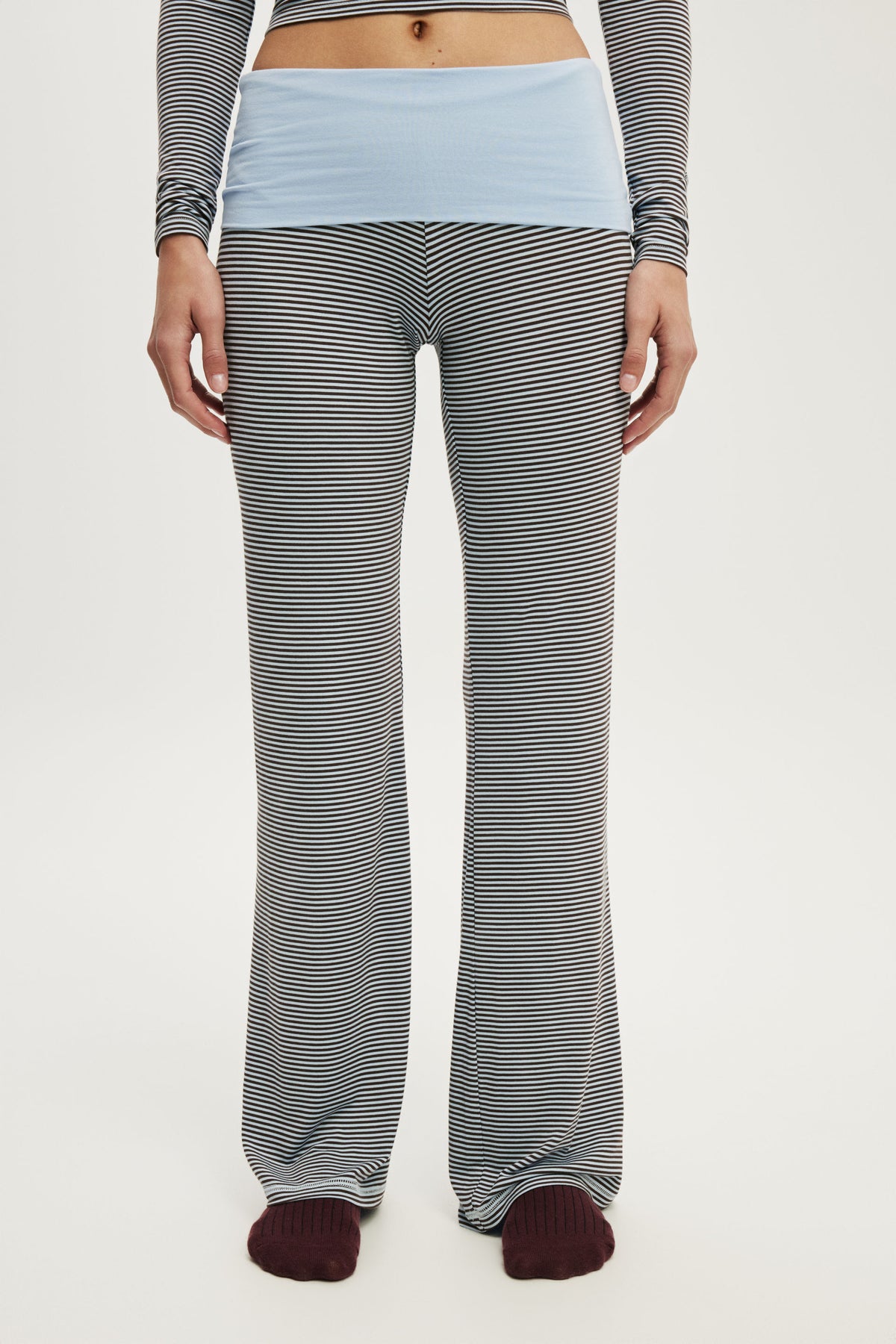 Airy Soft Roll Waist Pant