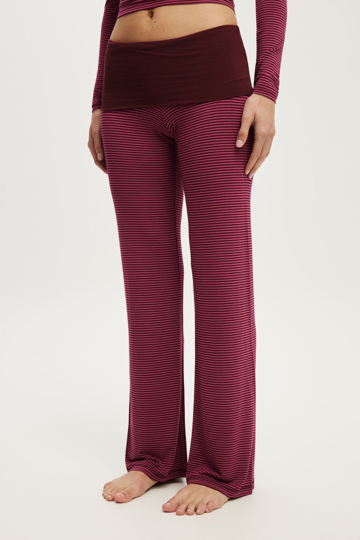 Airy Soft Roll Waist Pant