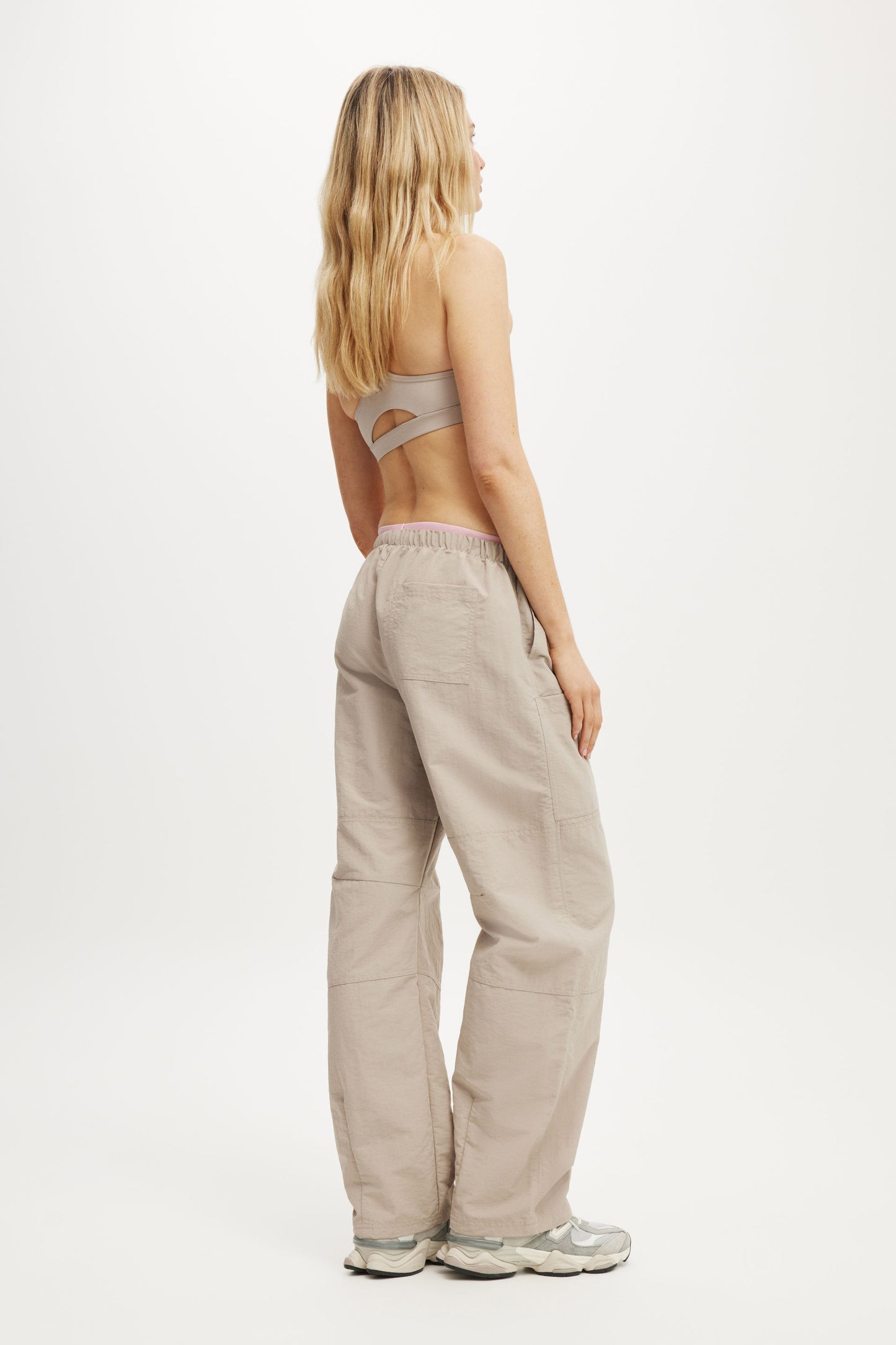 Barrel Leg Woven Pant