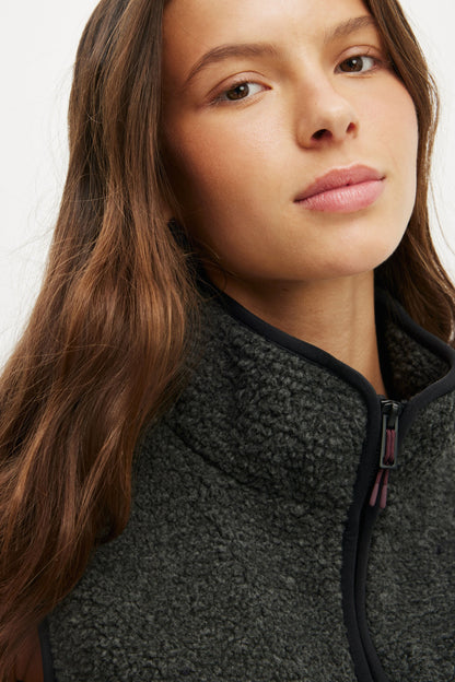 Peak Sherpa Vest