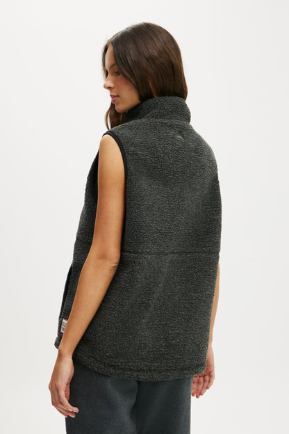 Peak Sherpa Vest
