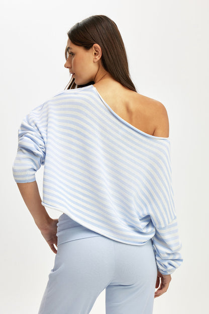 Off The Shoulder Cropped Knit