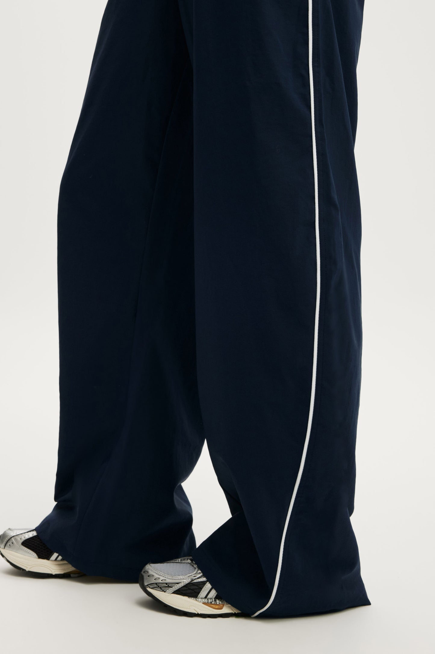 Baggy Woven Sweatpant