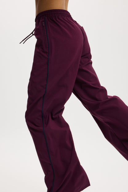Baggy Woven Sweatpant