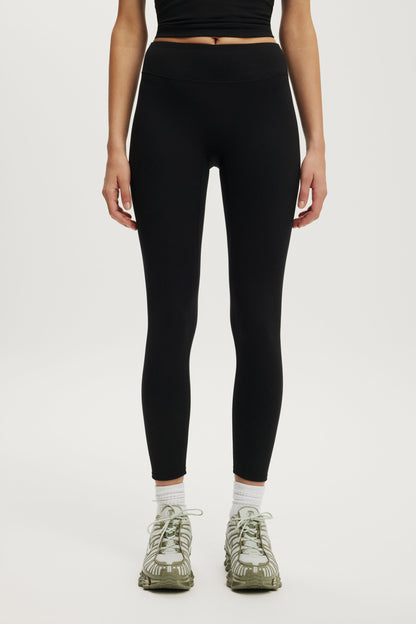 Ultra Soft Contour 7/8 Length Tight