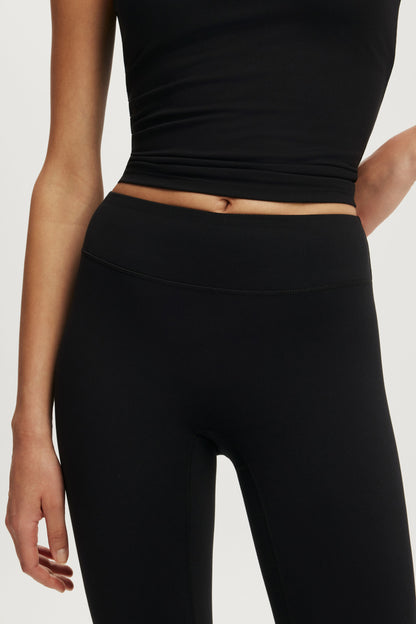 Ultra Soft Contour 7/8 Length Tight