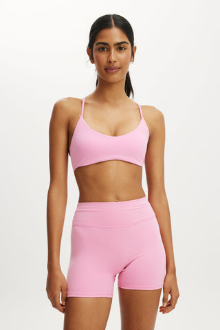 Ultra Soft Scoop V Crop