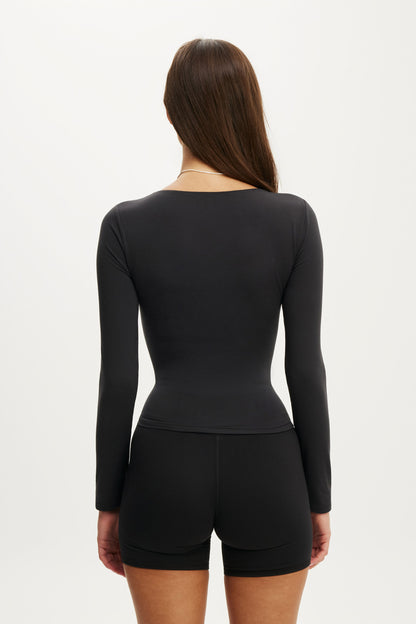Ultra Soft Scoop Neck Long Sleeve