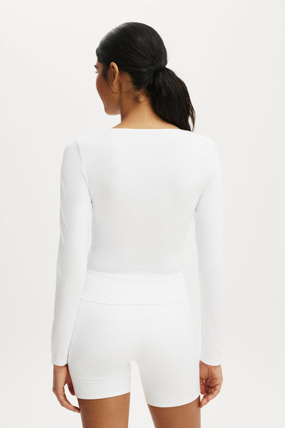 Ultra Soft Scoop Neck Long Sleeve