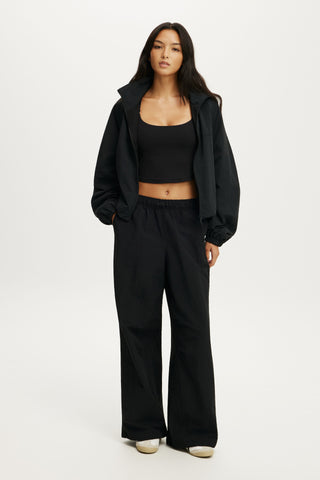 Off Side Woven Sweatpant