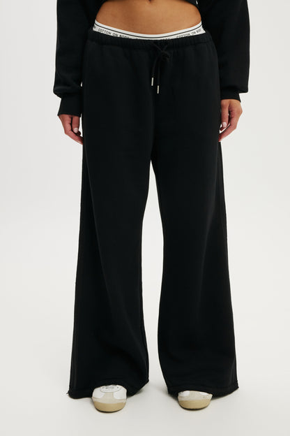Active Raw Edge Wide Leg Sweatpant