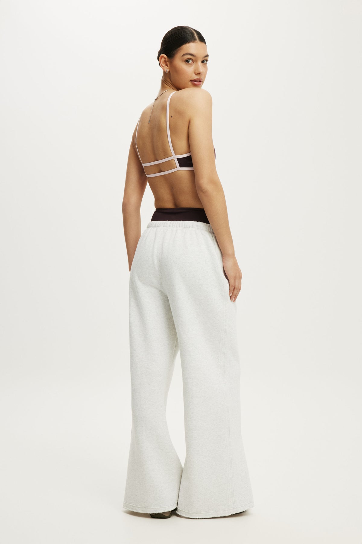 Active Raw Edge Wide Leg Sweatpant