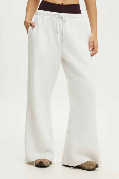 Active Raw Edge Wide Leg Sweatpant
