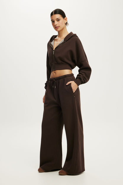 Active Raw Edge Wide Leg Sweatpant
