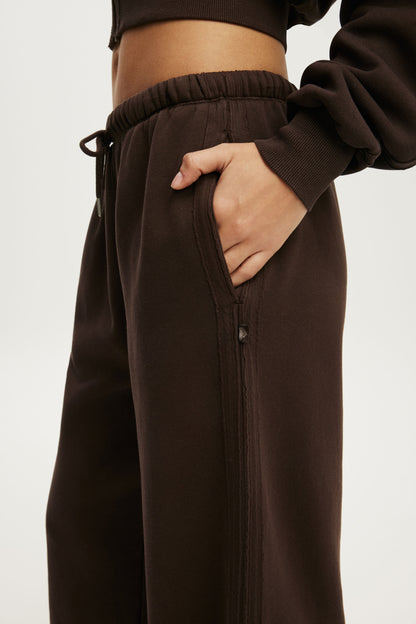 Active Raw Edge Wide Leg Sweatpant