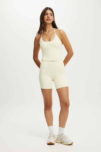 Ultra Move Scoop Halter Tank