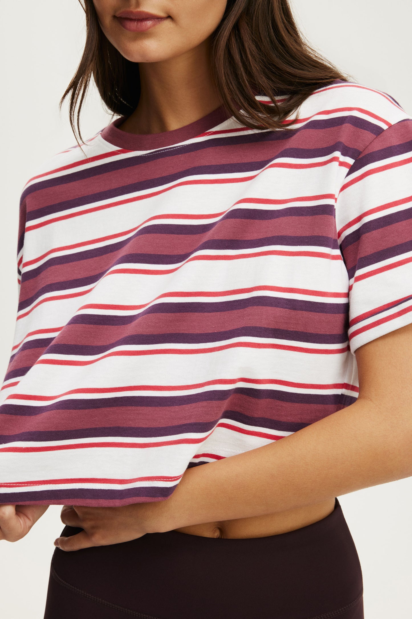 Cropped Graphic Active Tee