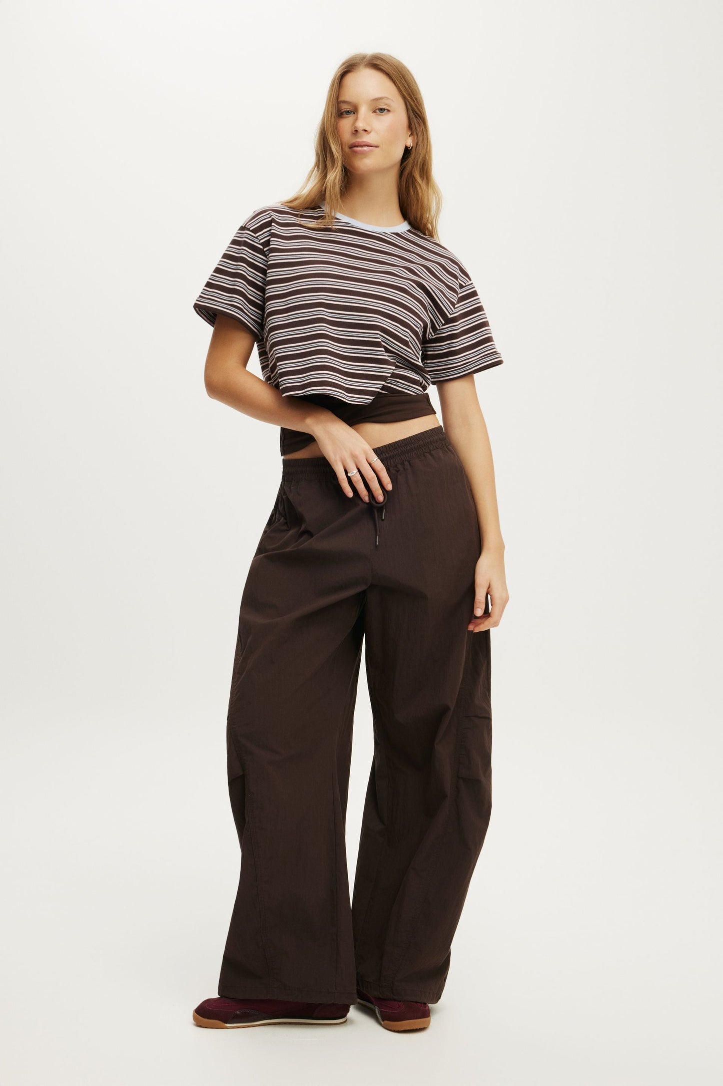 Cropped Graphic Active Tee