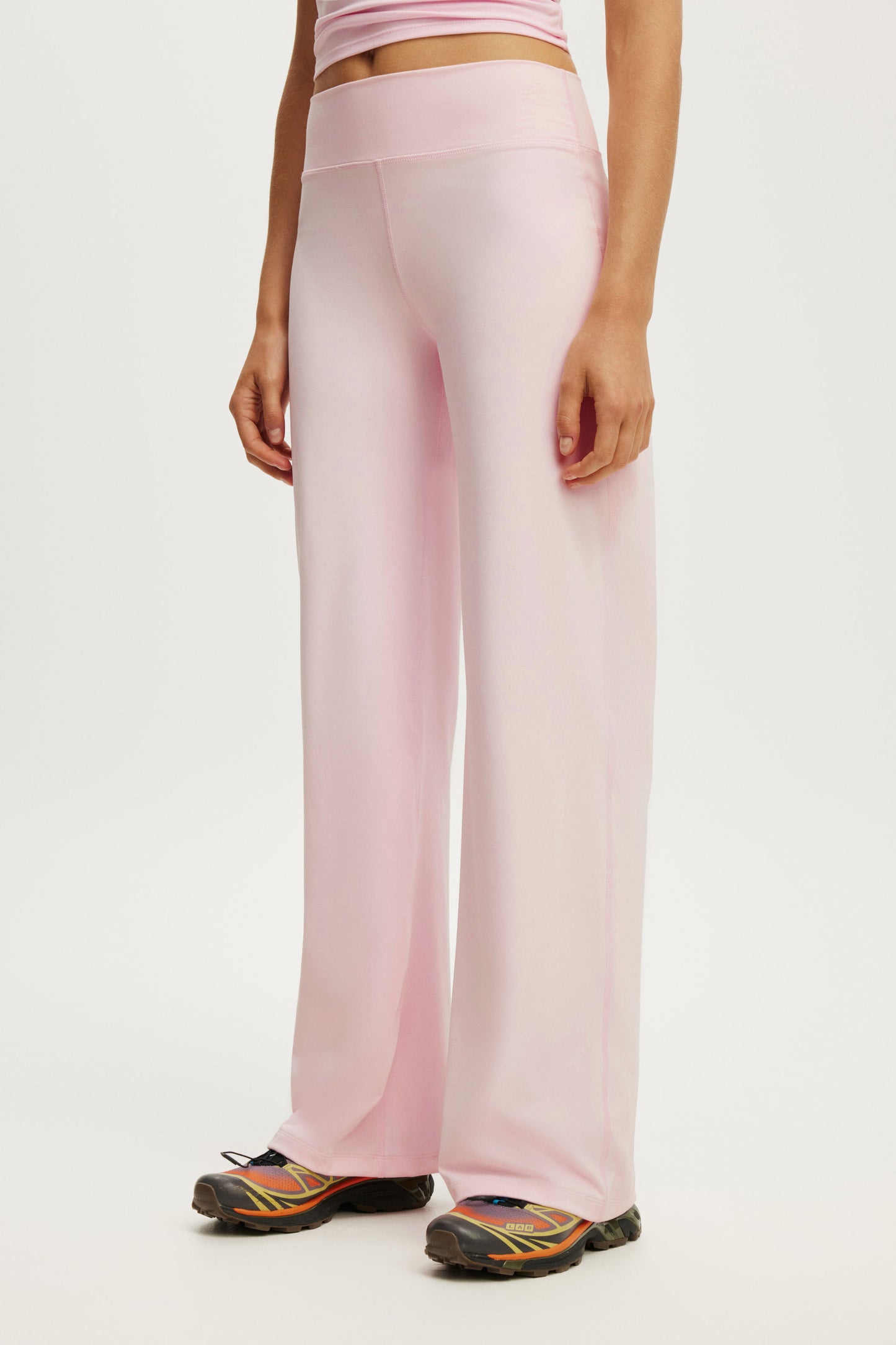 Studio Wide Leg Pant