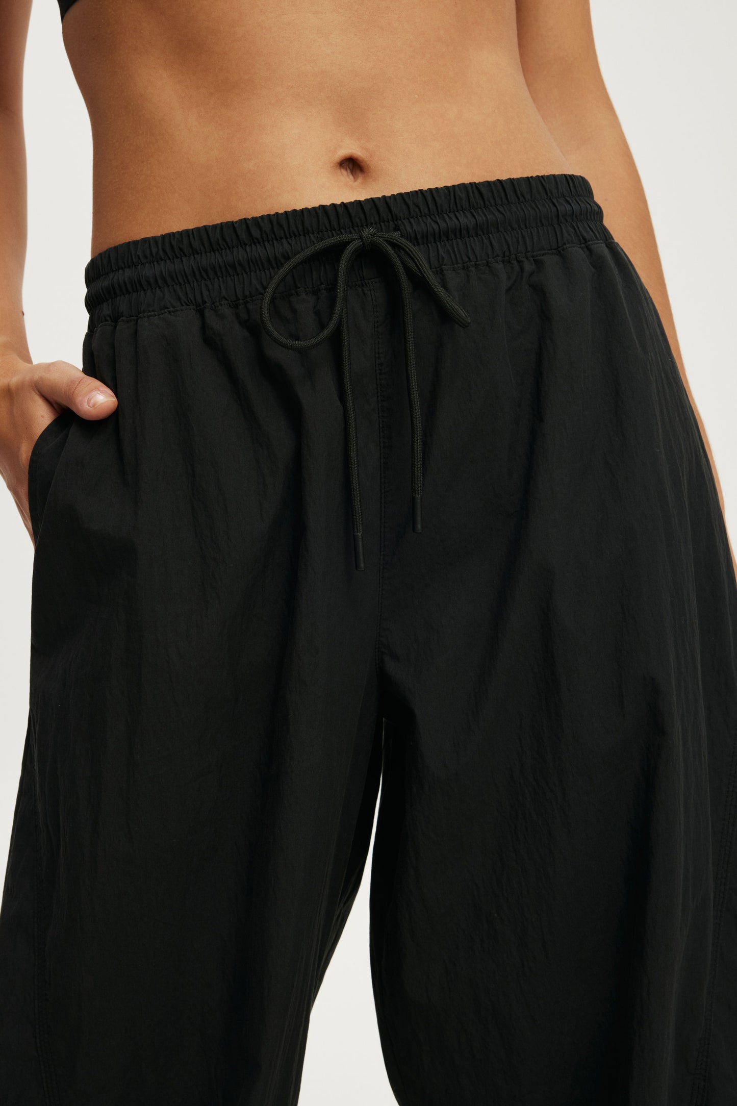 Active Woven Balloon Pant