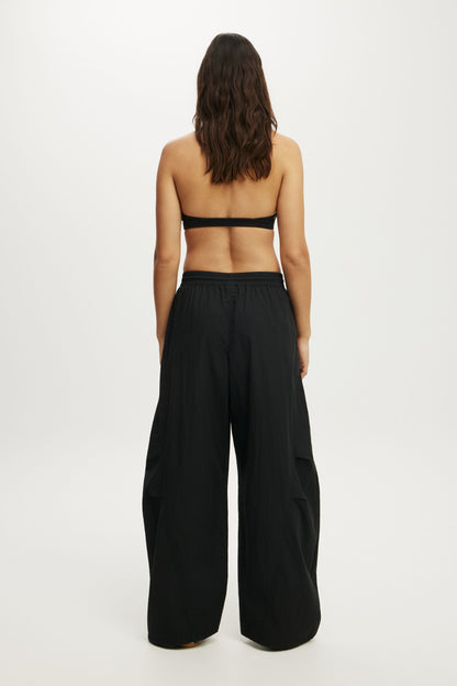 Active Woven Balloon Pant