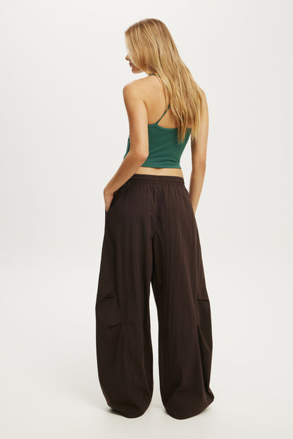 Active Woven Balloon Pant