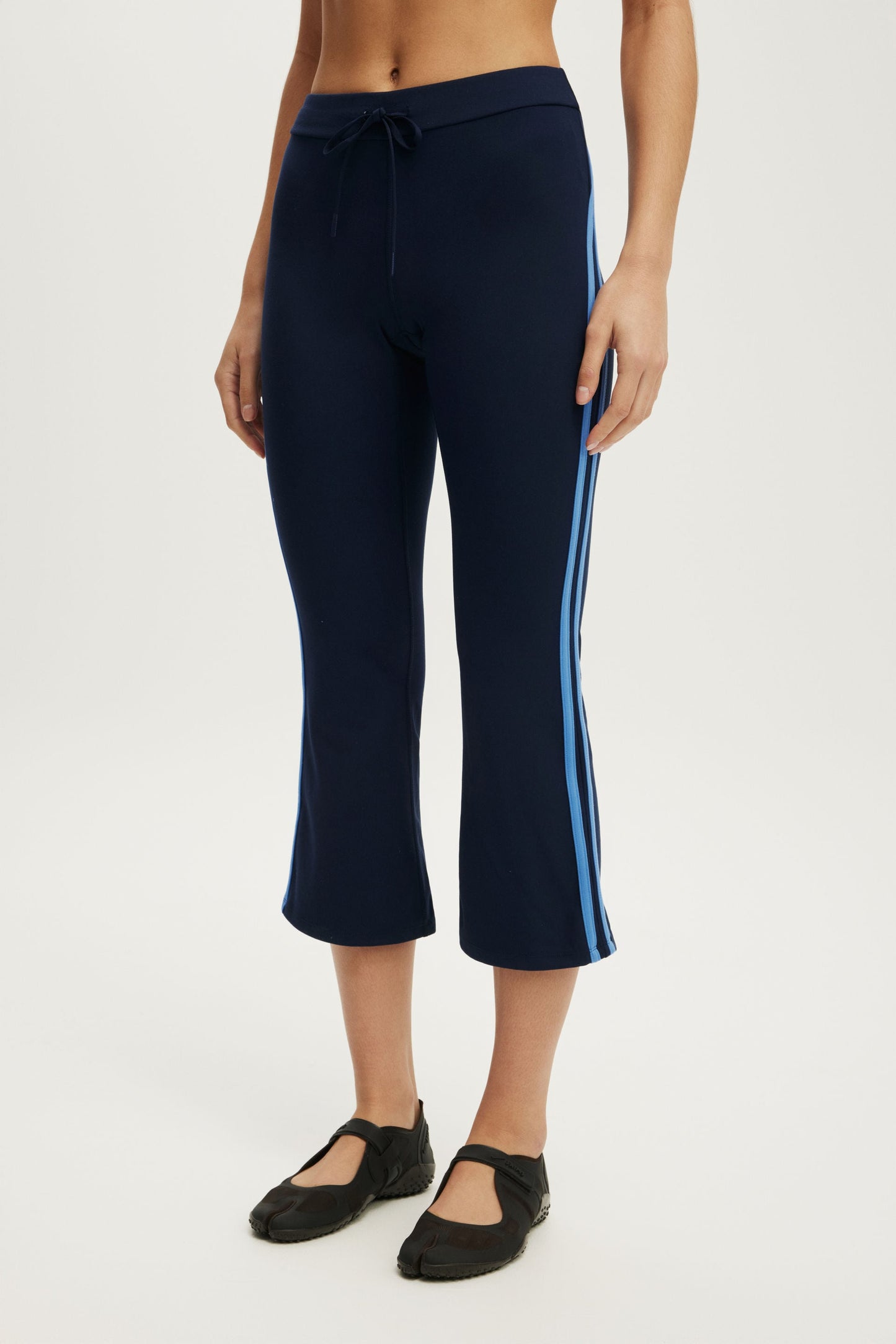 Ultra Soft Tie Front Cropped Kick Flare