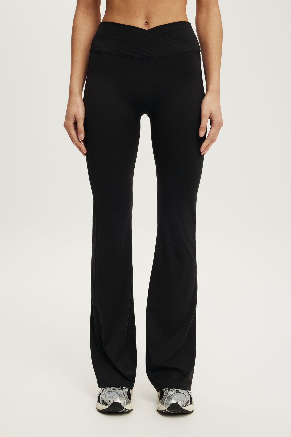Ultra Luxe Cross Front Invisible Scrunch Flare