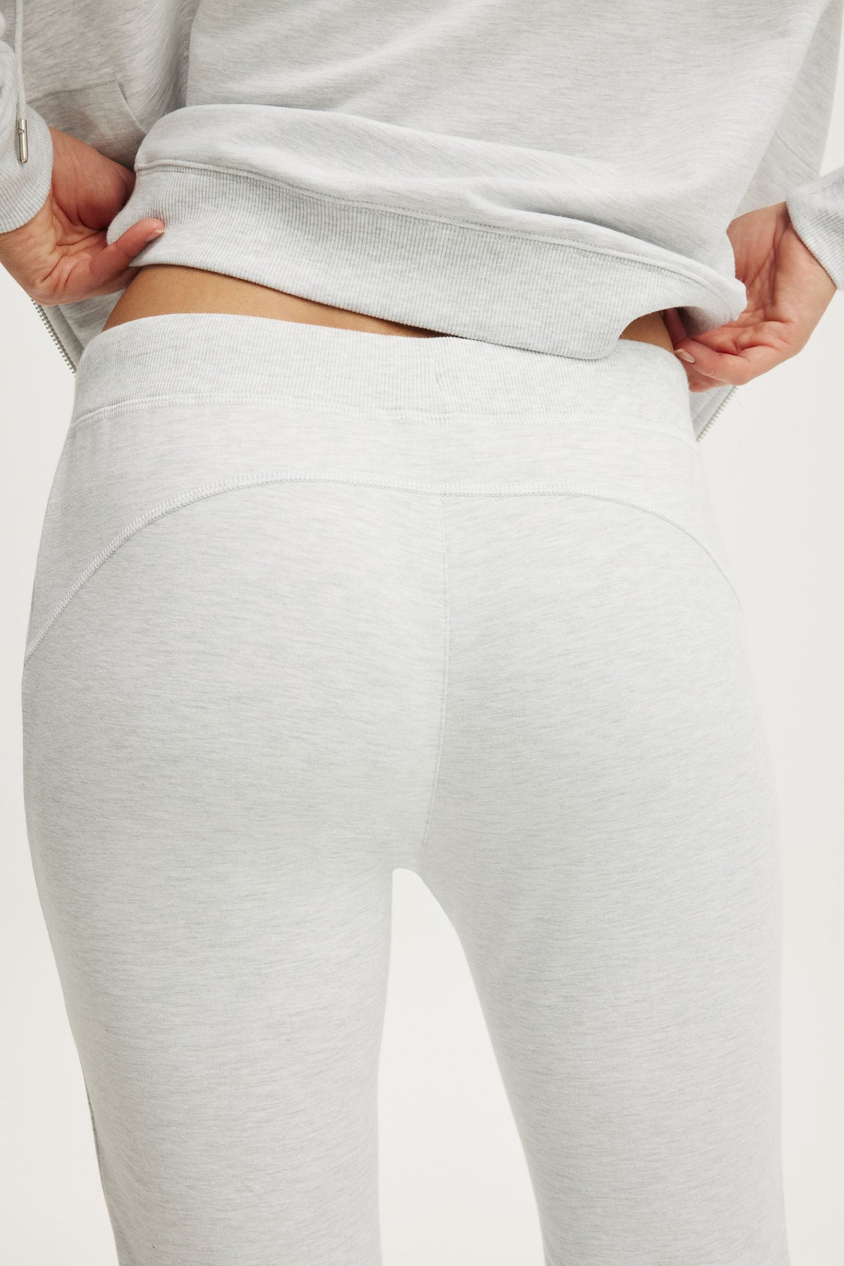 Sculpt Fleece Bootleg Sweatpant