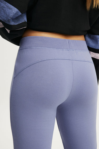Sculpt Fleece Bootleg Sweatpant