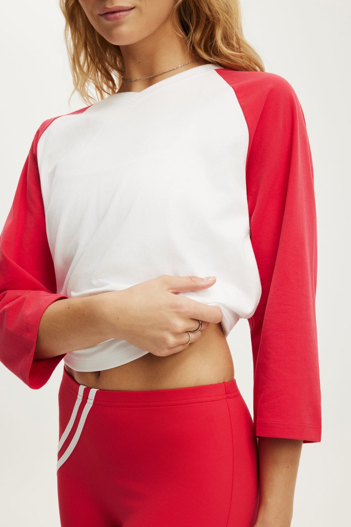 Active 3/4 Sleeve Graphic Raglan Tee