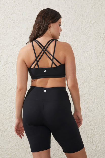 Highwaisted Mid Length Bike Short
