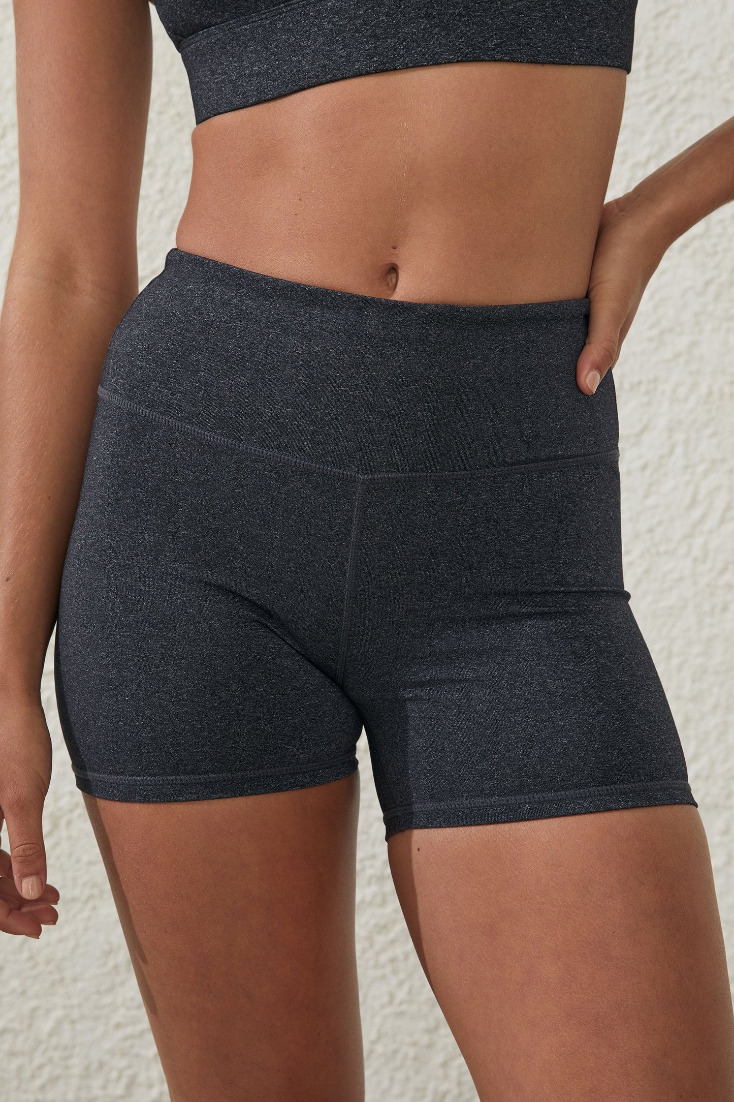 Highwaisted Shortie Short