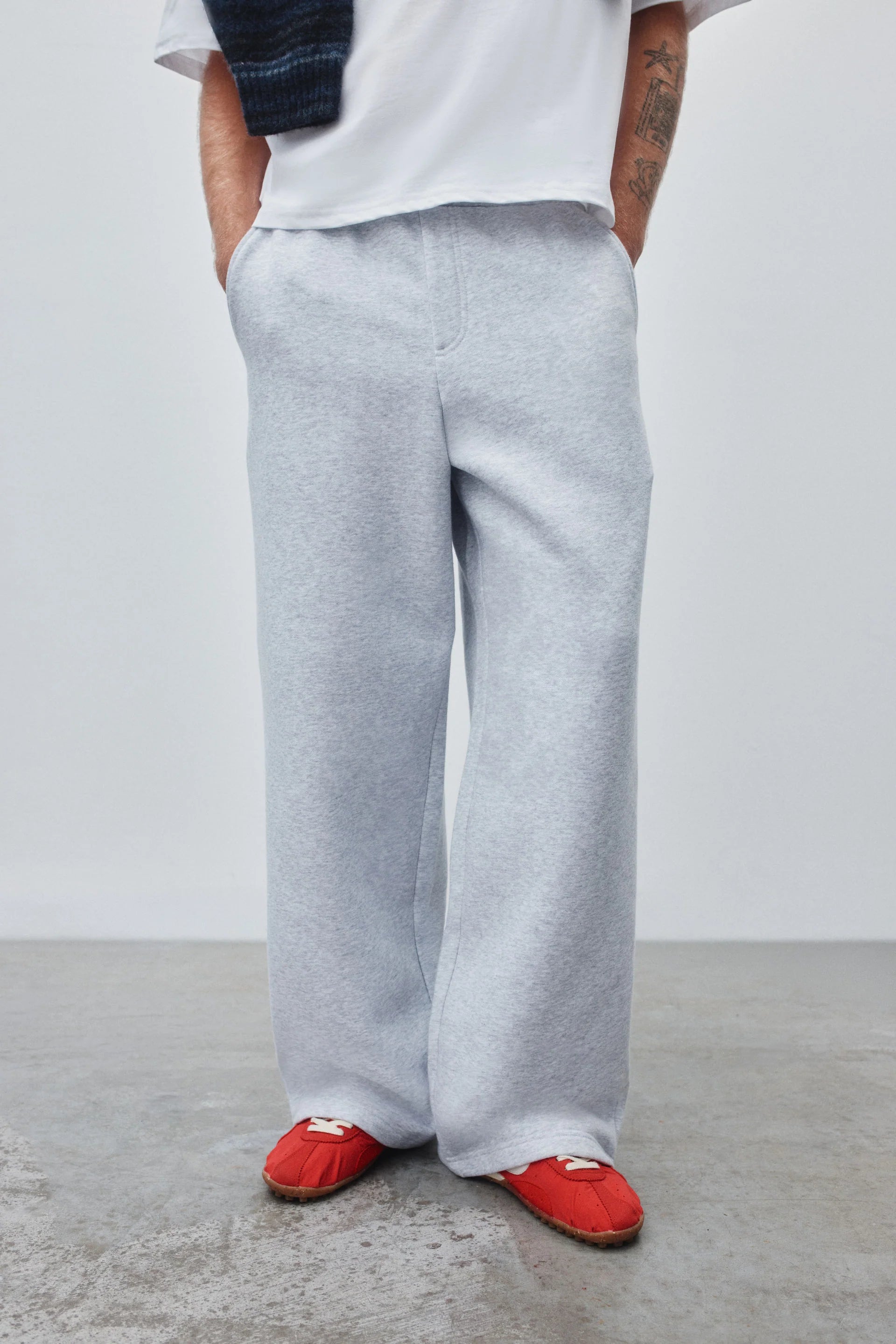 Relaxed essentials